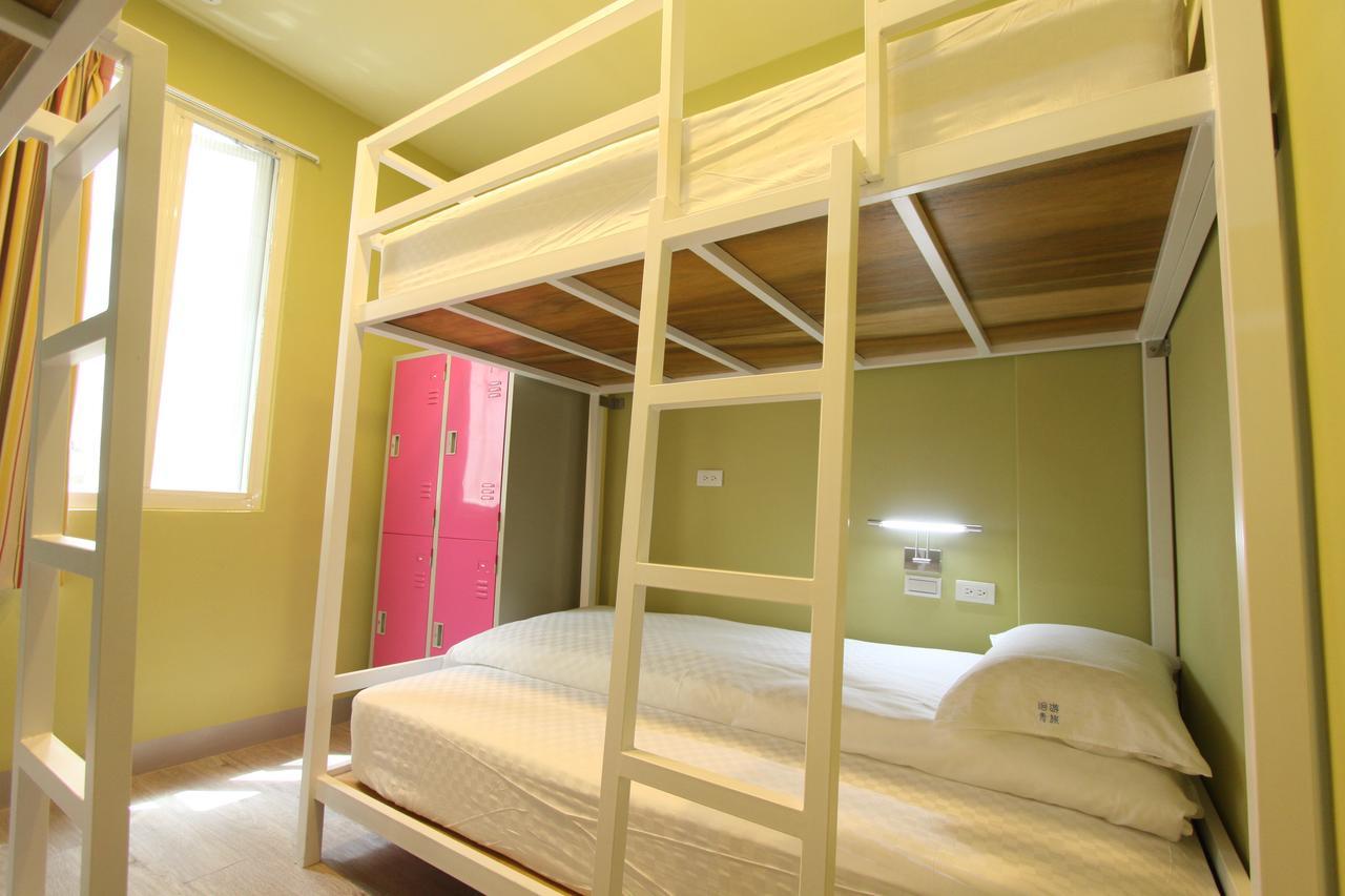 Heyyo Hostel Kota Hualien Bagian luar foto