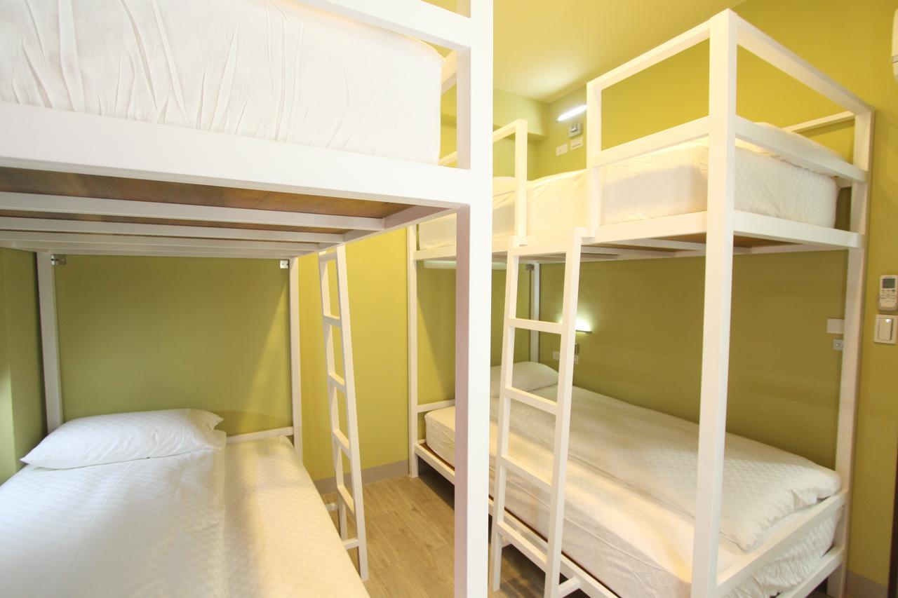 Heyyo Hostel Kota Hualien Bagian luar foto