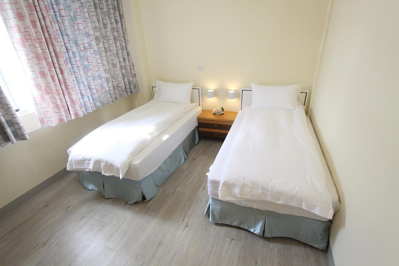 Heyyo Hostel Kota Hualien Bagian luar foto