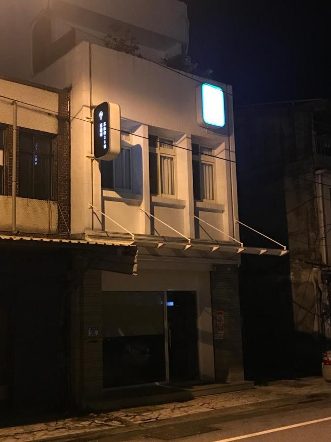 Heyyo Hostel Kota Hualien Bagian luar foto